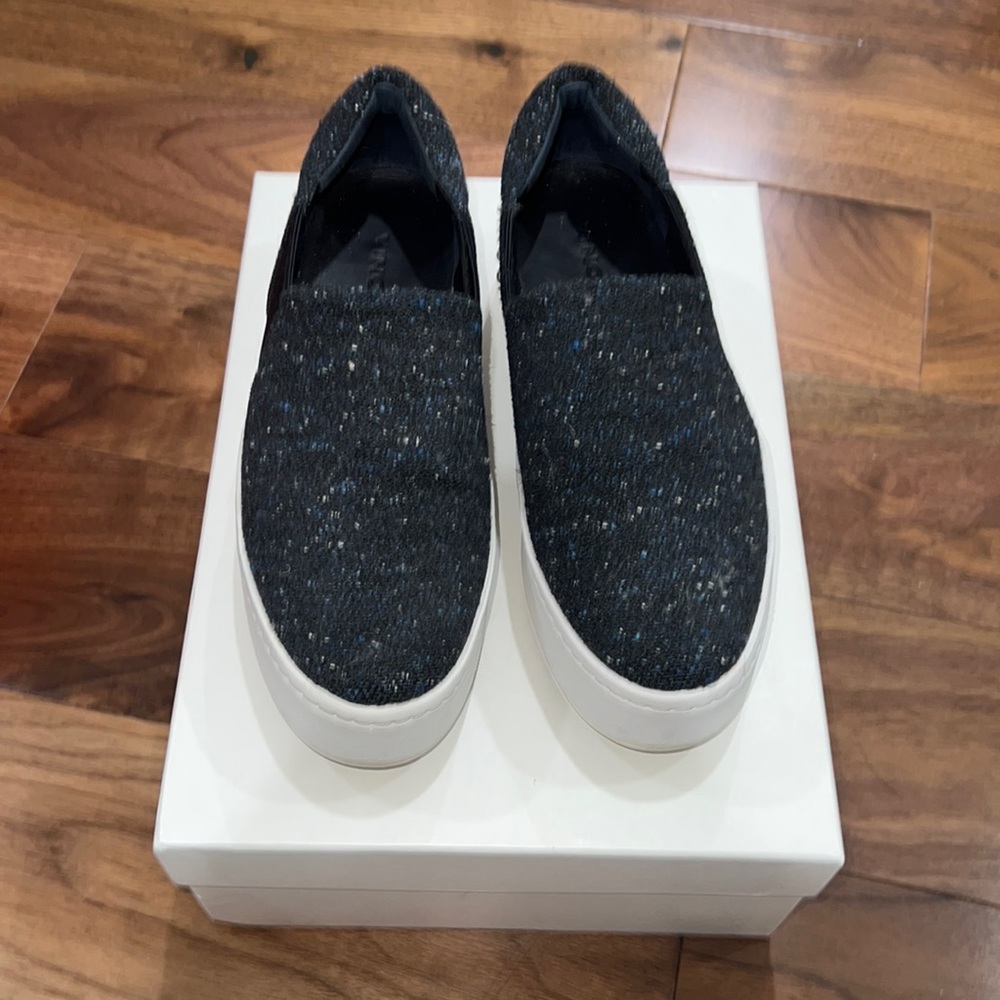 Sz 6 Vince platform slip ons